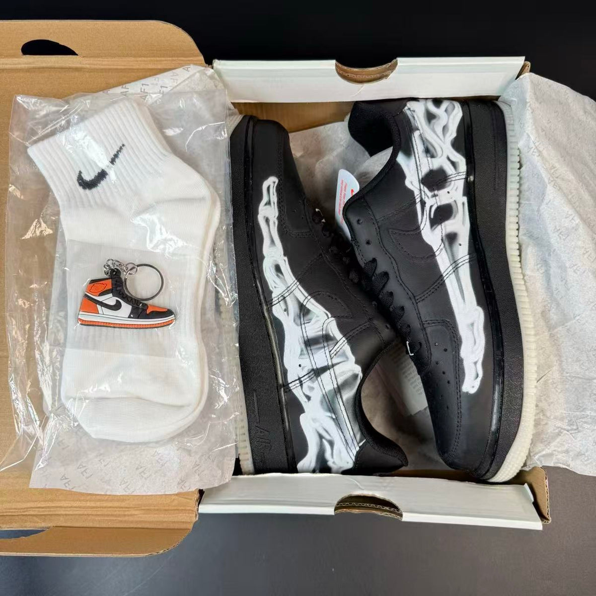 AF1