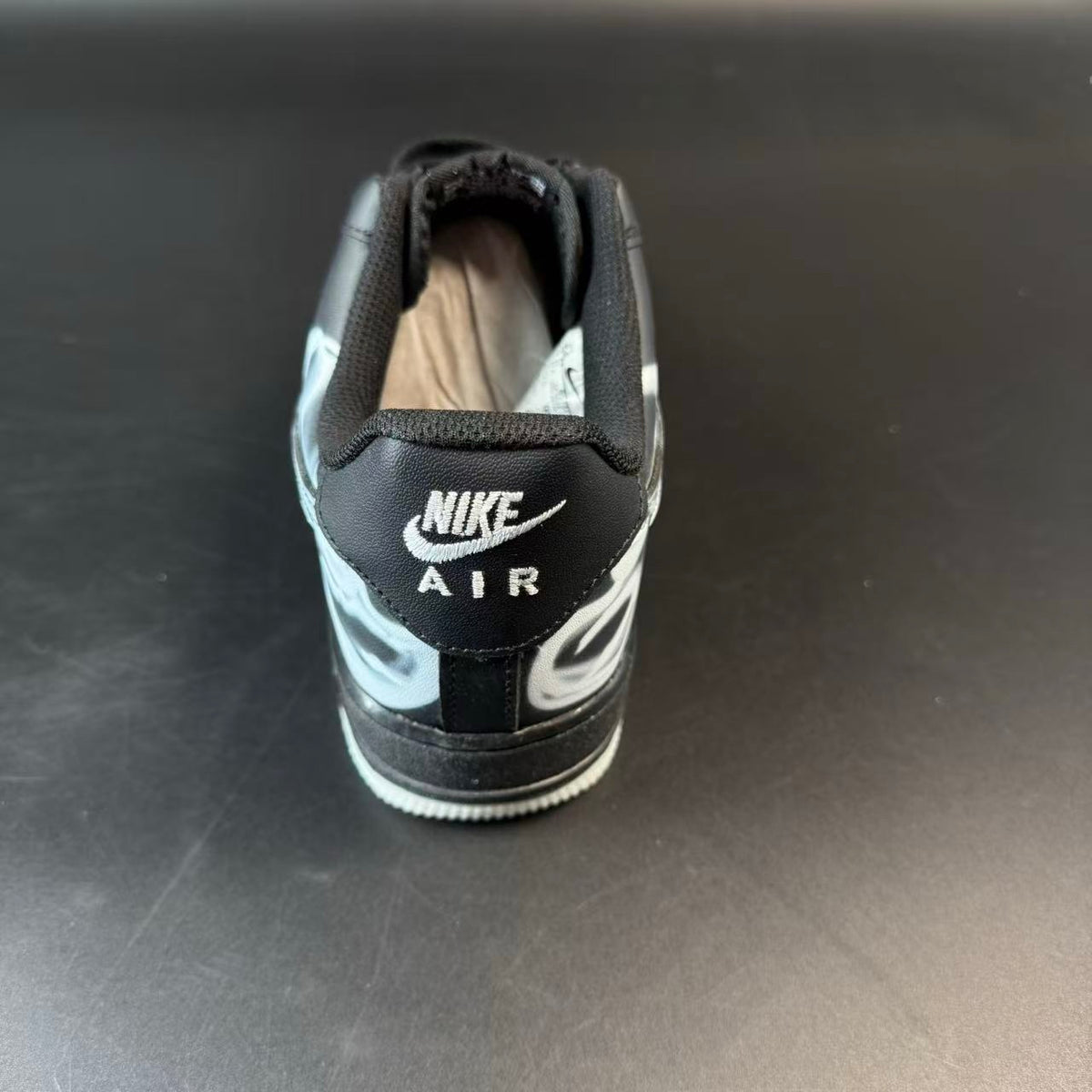 AF1