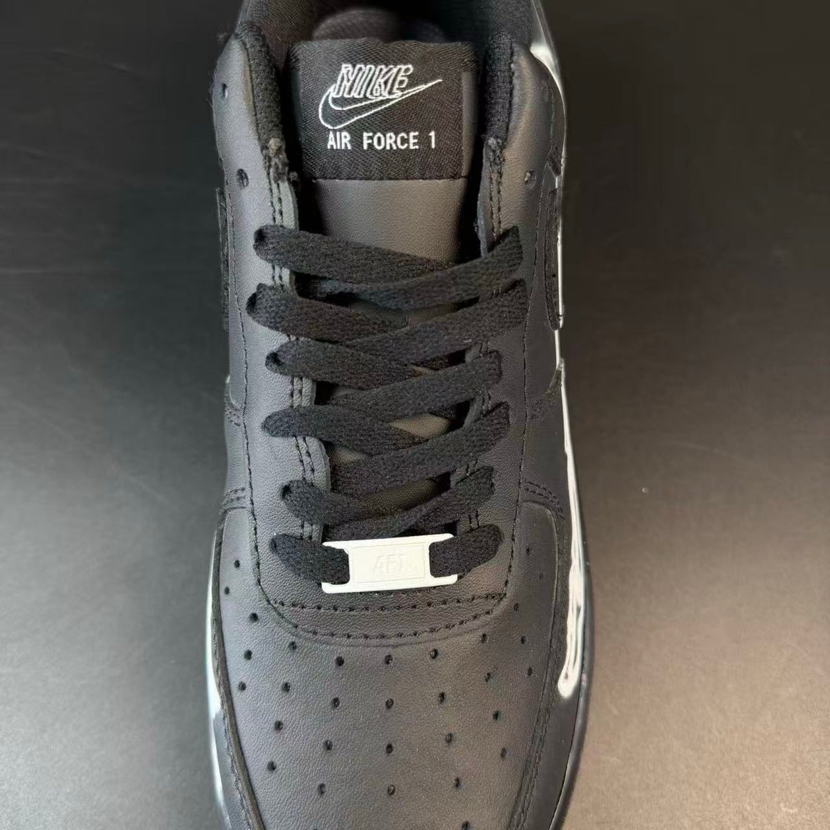 AF1