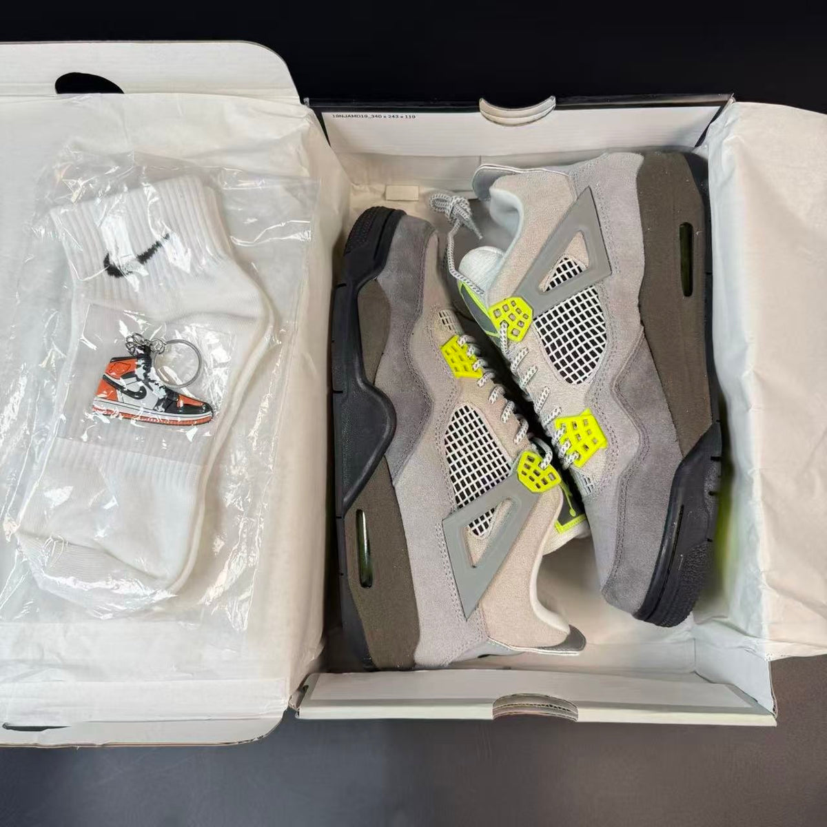 J4 RETRO SE 95 NEON