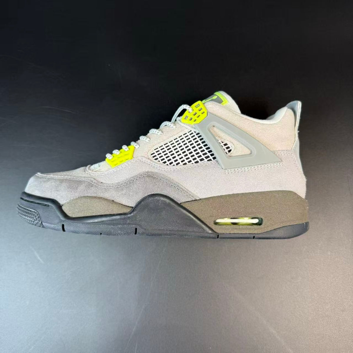 J4 RETRO SE 95 NEON