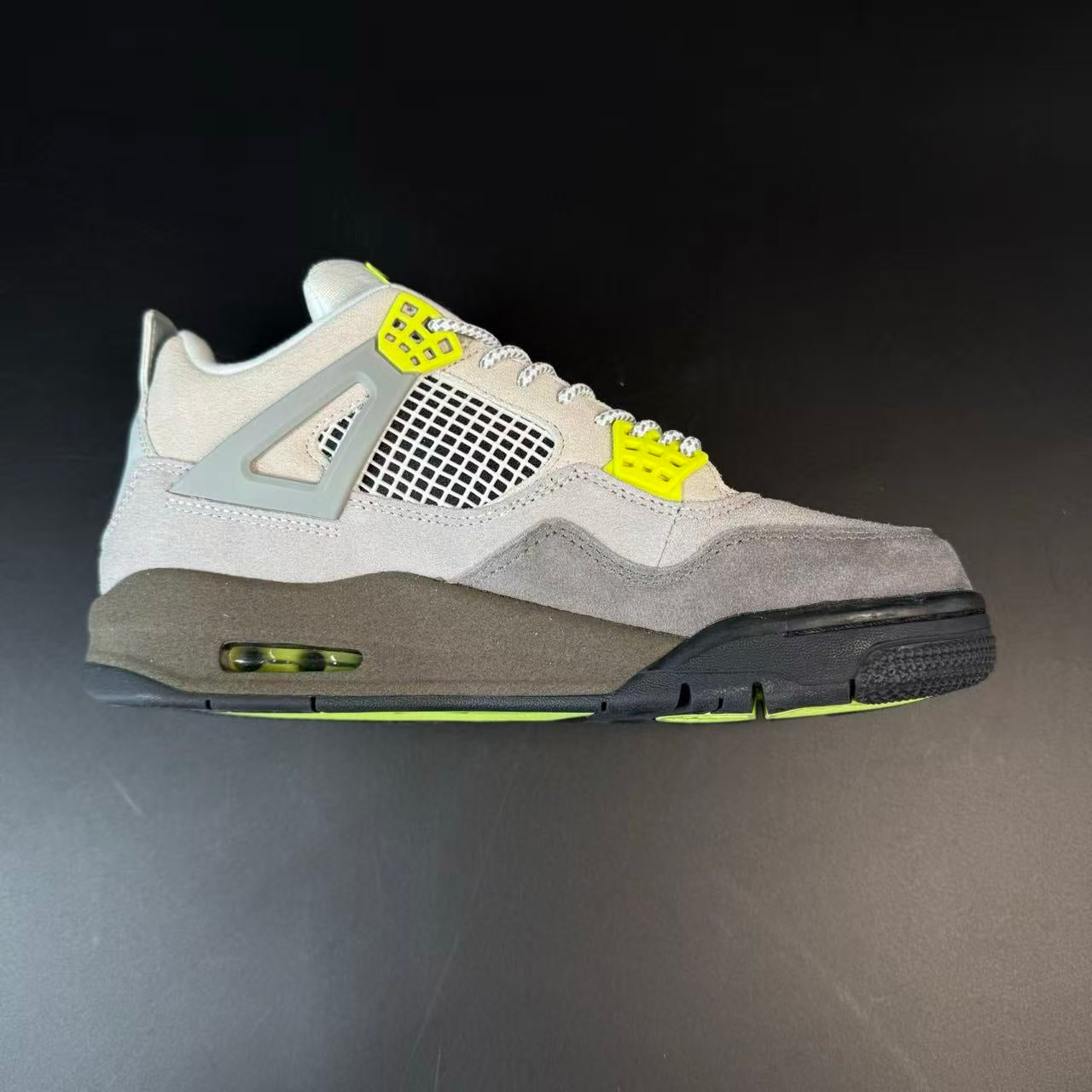 J4 RETRO SE 95 NEON