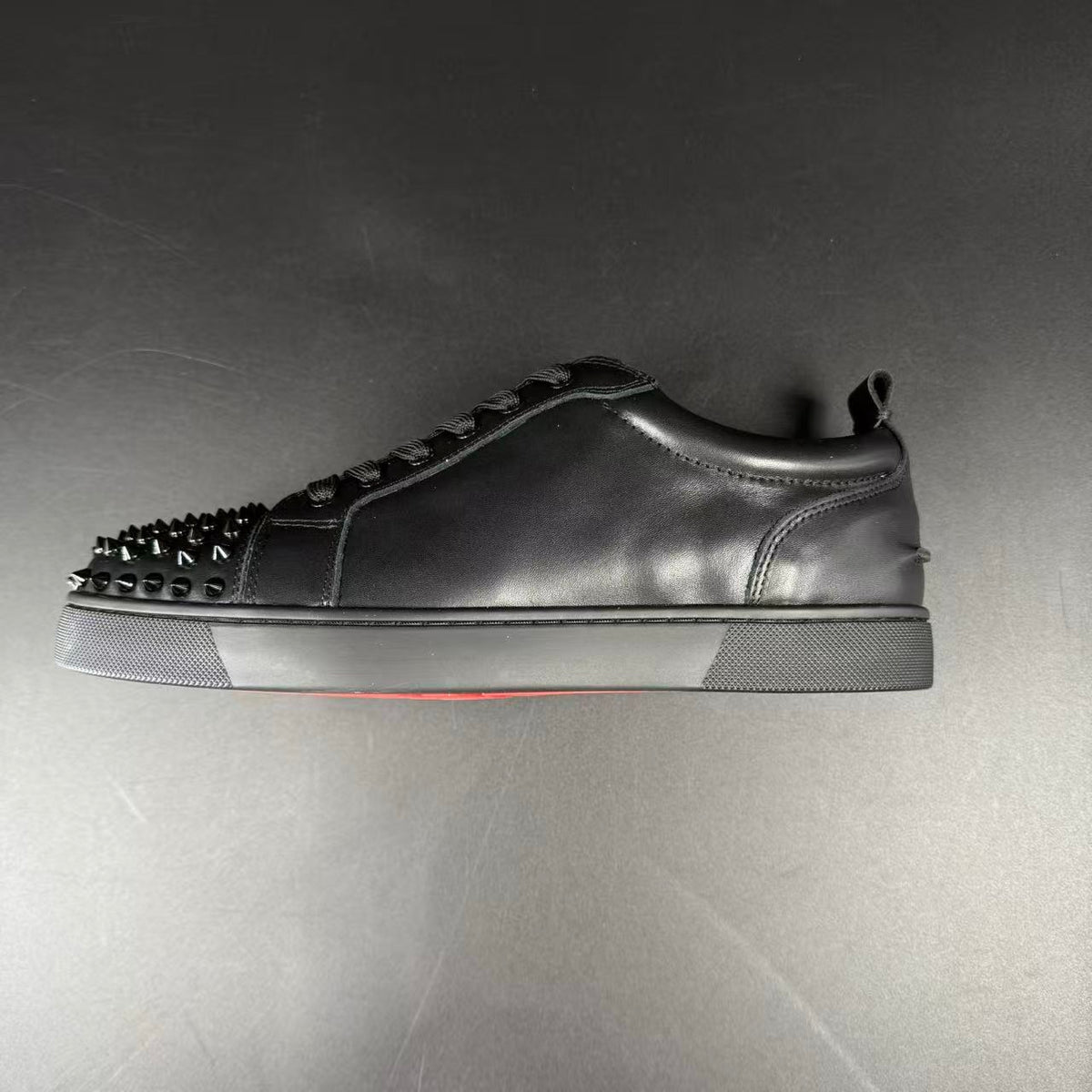 LBTN – Louis Junior Spikes Black