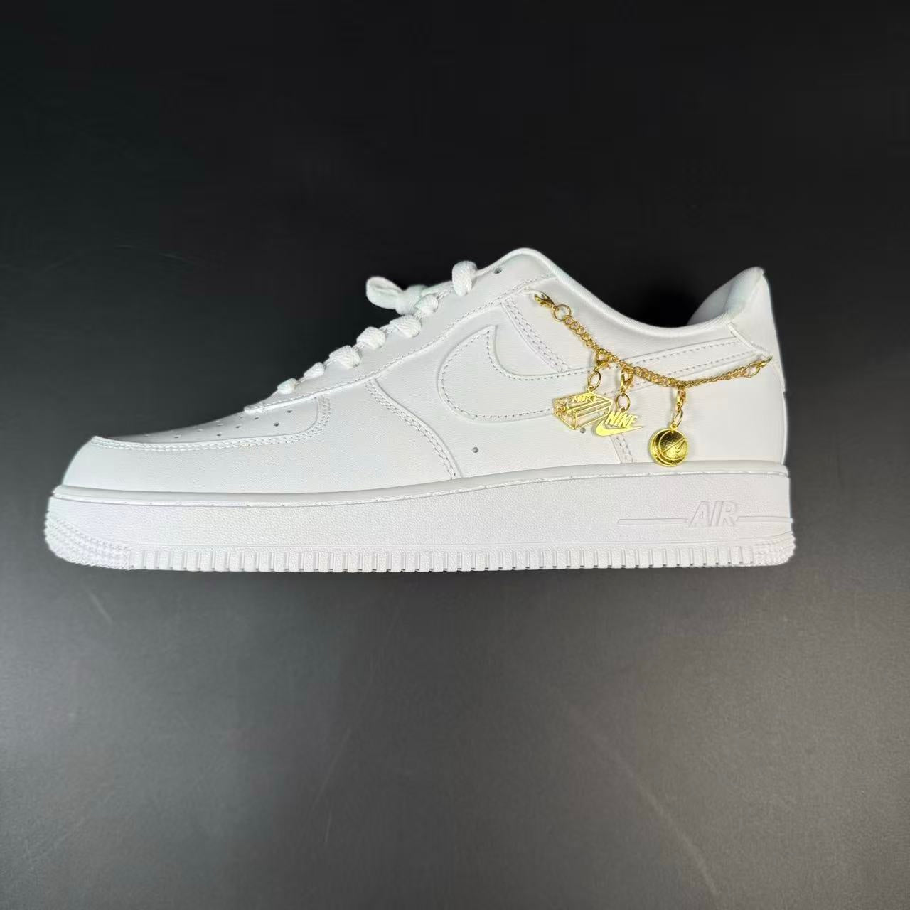 AF1