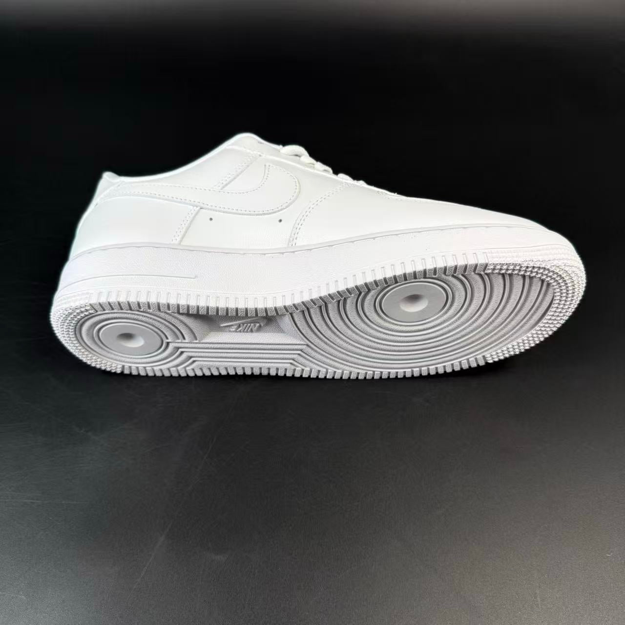 AF1