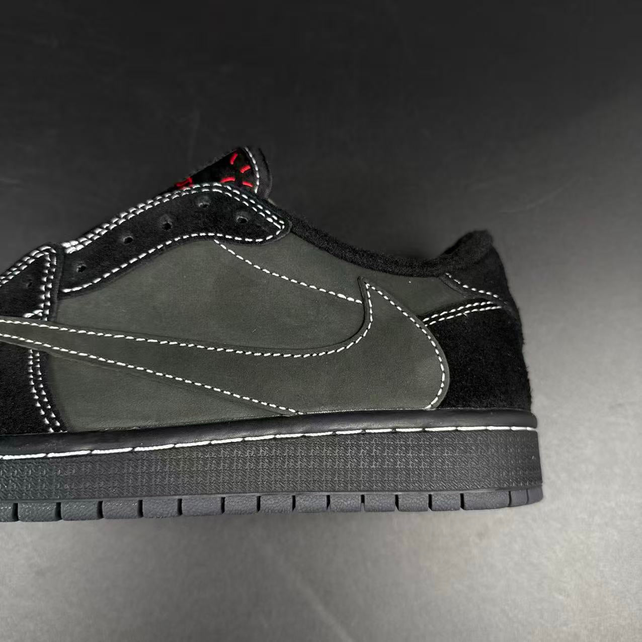 J1 RETRO LOW TRAVIS BLACK PHANTOM
