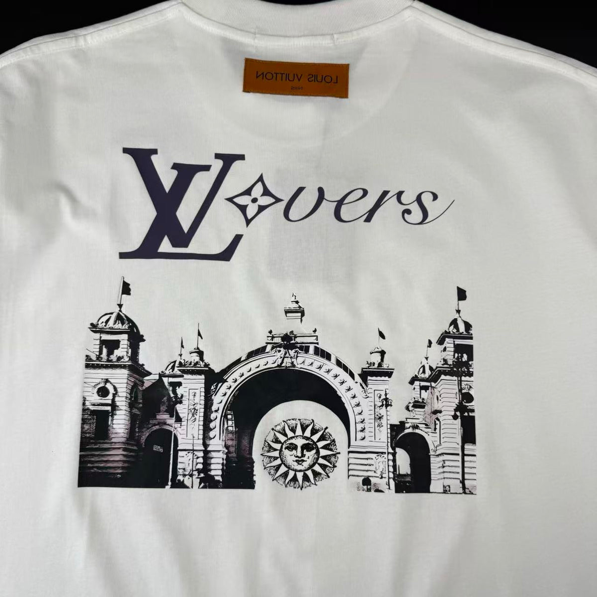 T-SHIRT