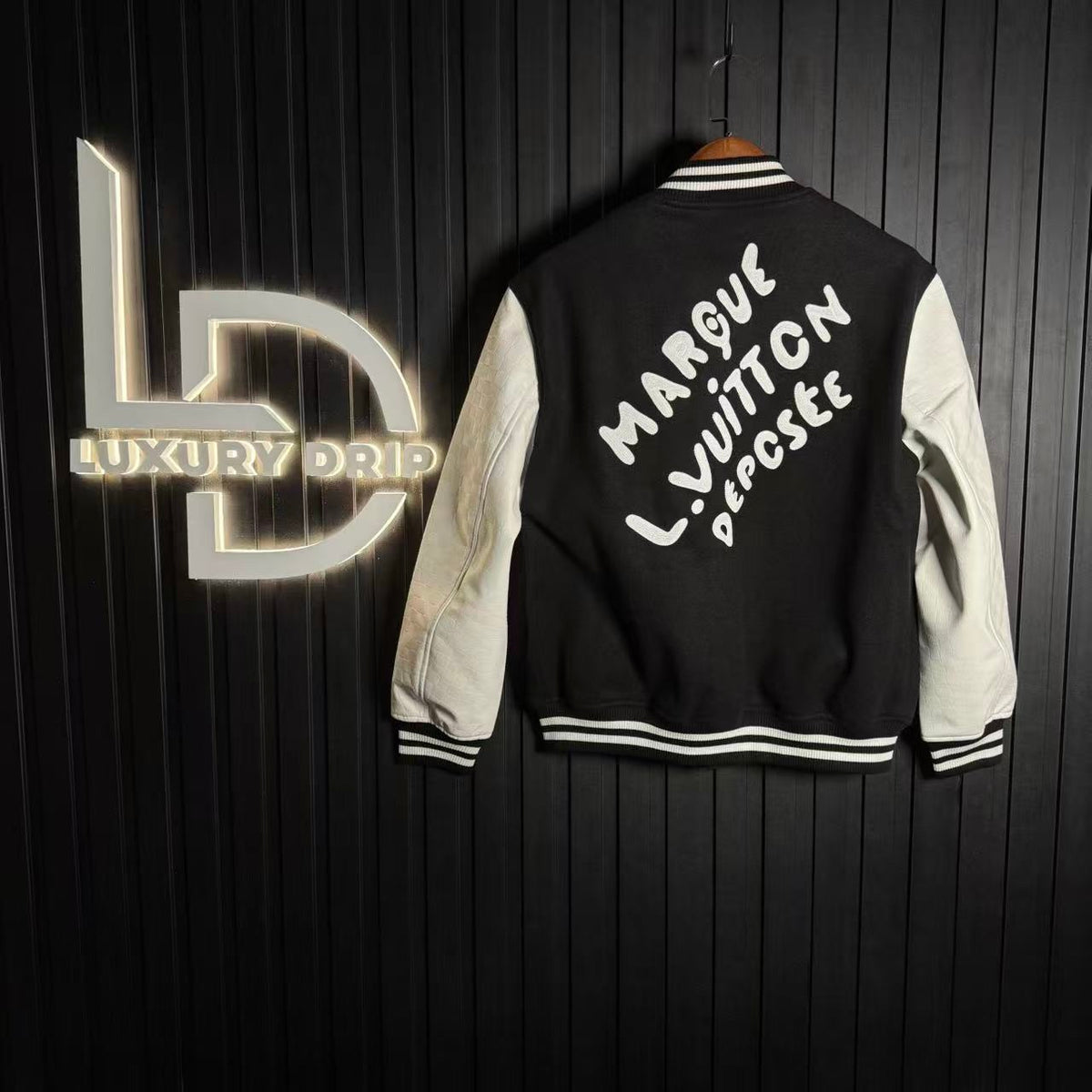 JACKET LV