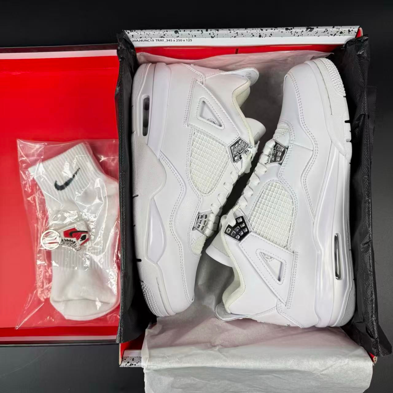 J4 RETRO PURE MONEY