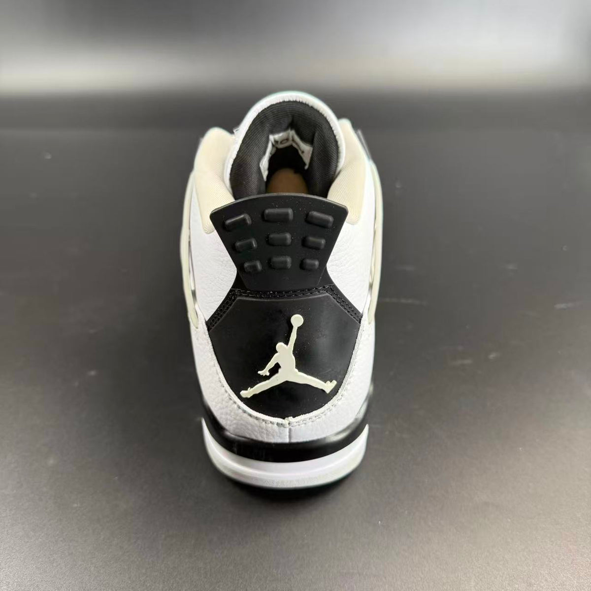 J4 RETRO MILITARY BLACK