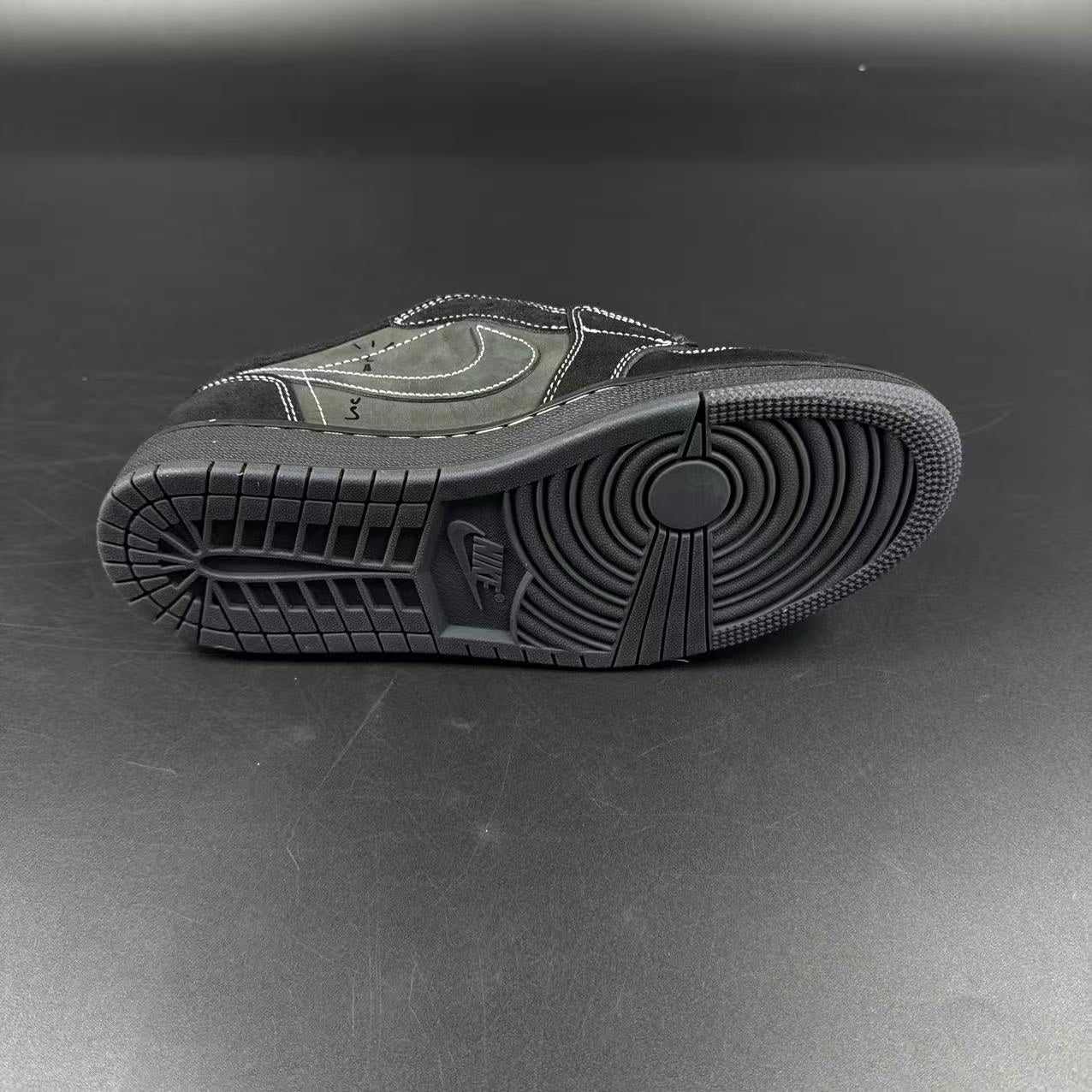 J1 RETRO LOW TRAVIS BLACK PHANTOM