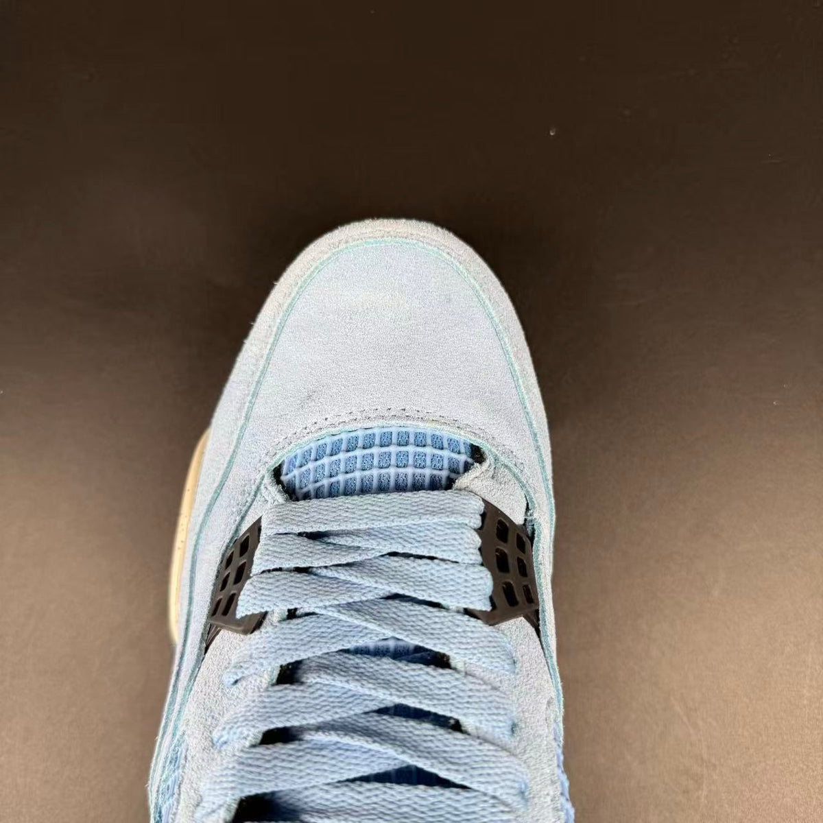 J4 RETRO UNIVERSITY BLUE