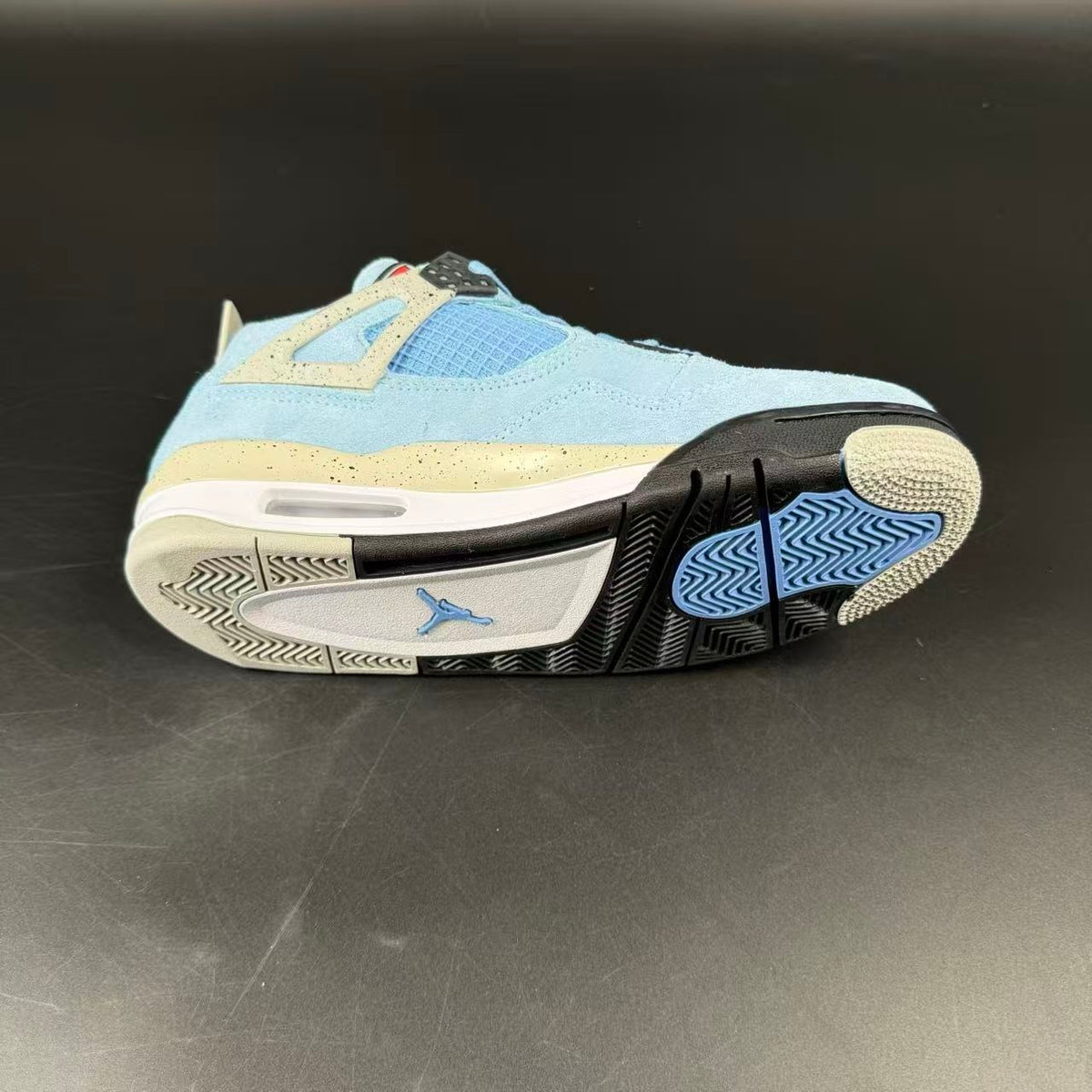 J4 RETRO UNIVERSITY BLUE