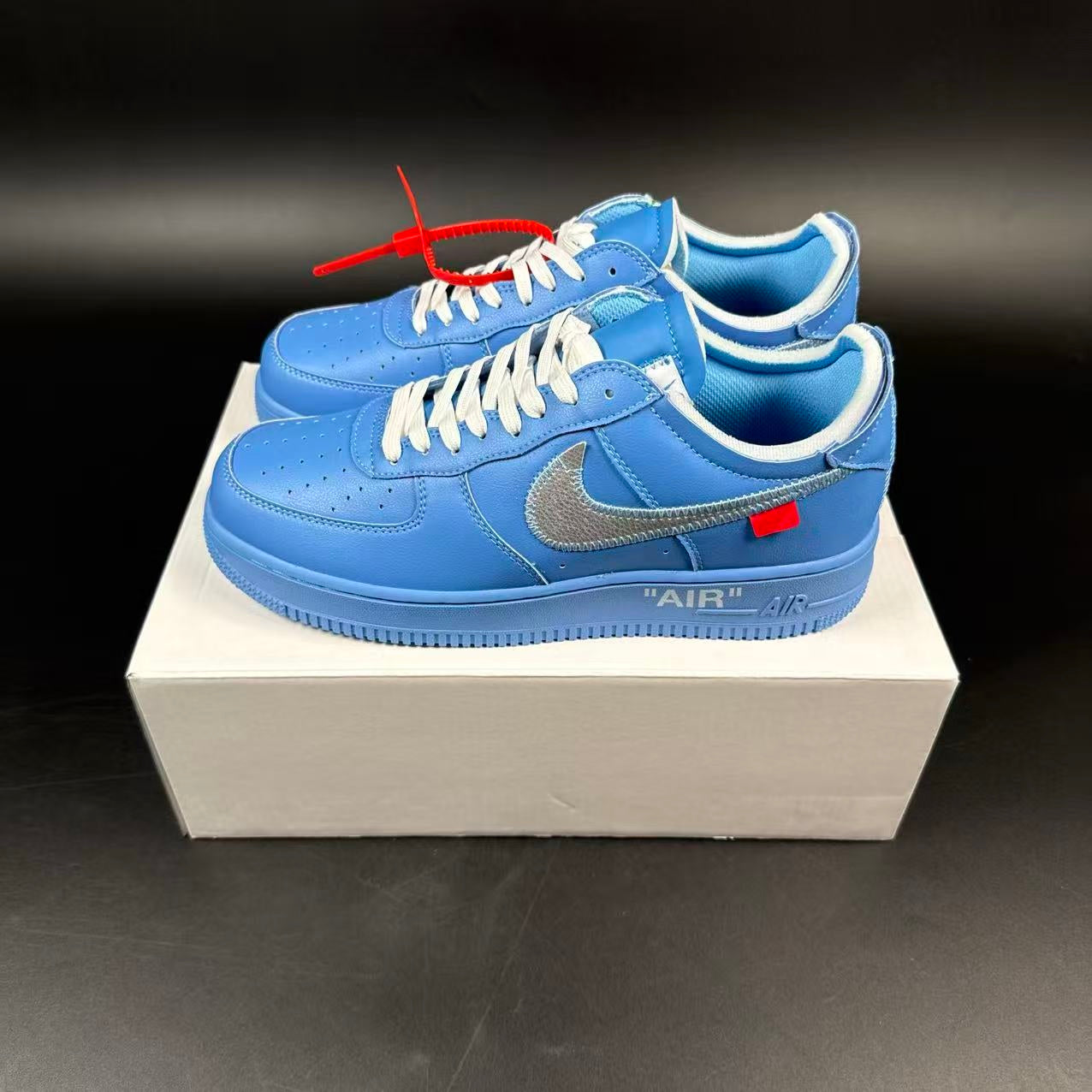 AF1 OFF-W. MCA UNIVERSITY BLUE