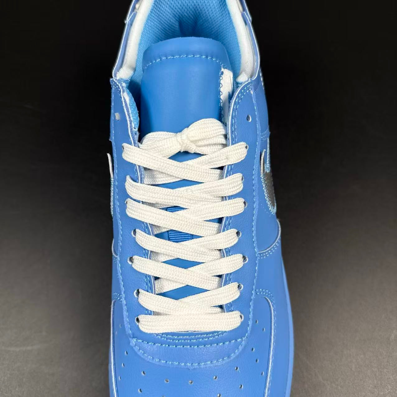 AF1 OFF-W. MCA UNIVERSITY BLUE
