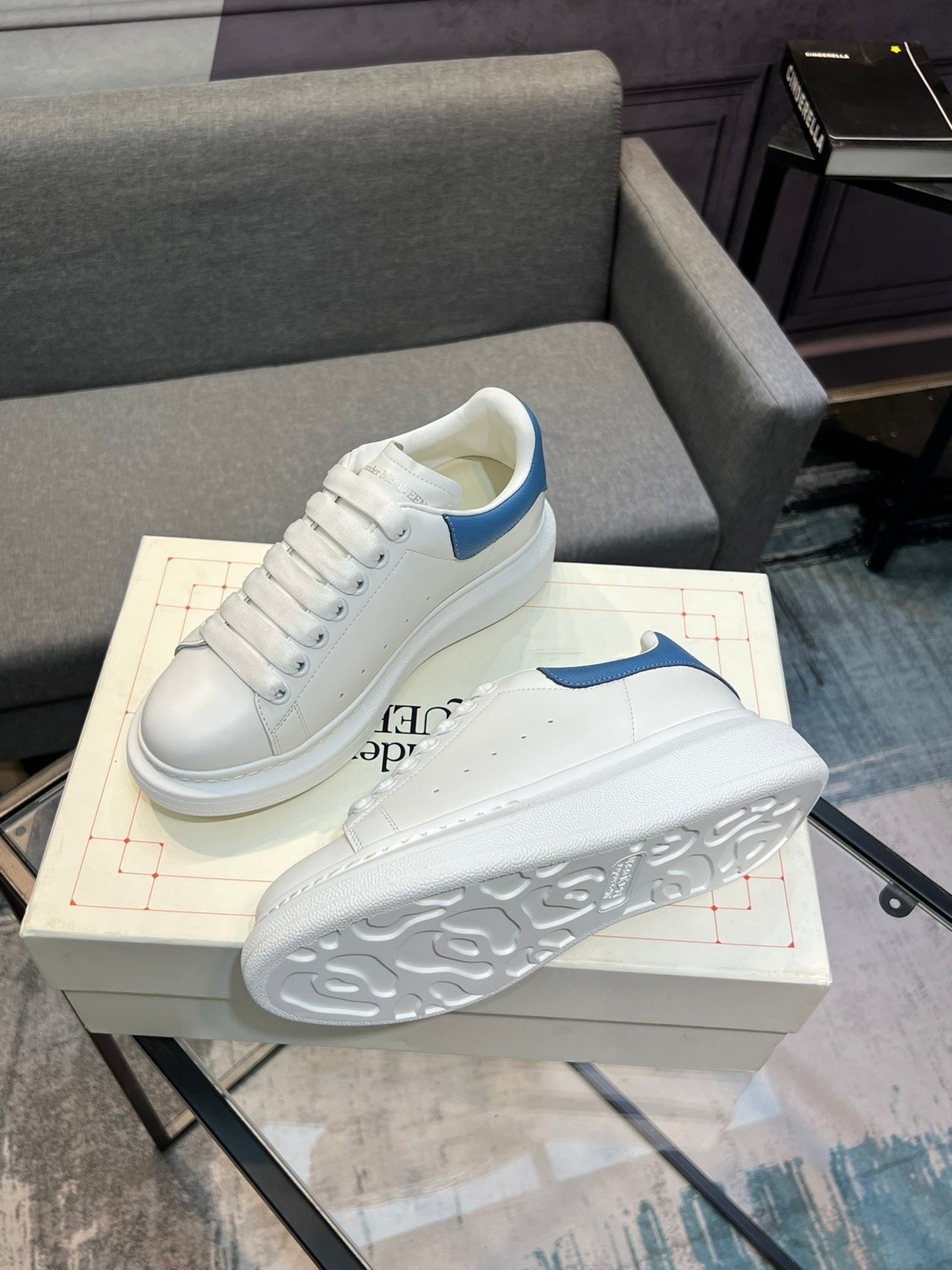 Alexander McQueen Oversized White Blue – Sneakers Uomo Donna | Taglie 34–45