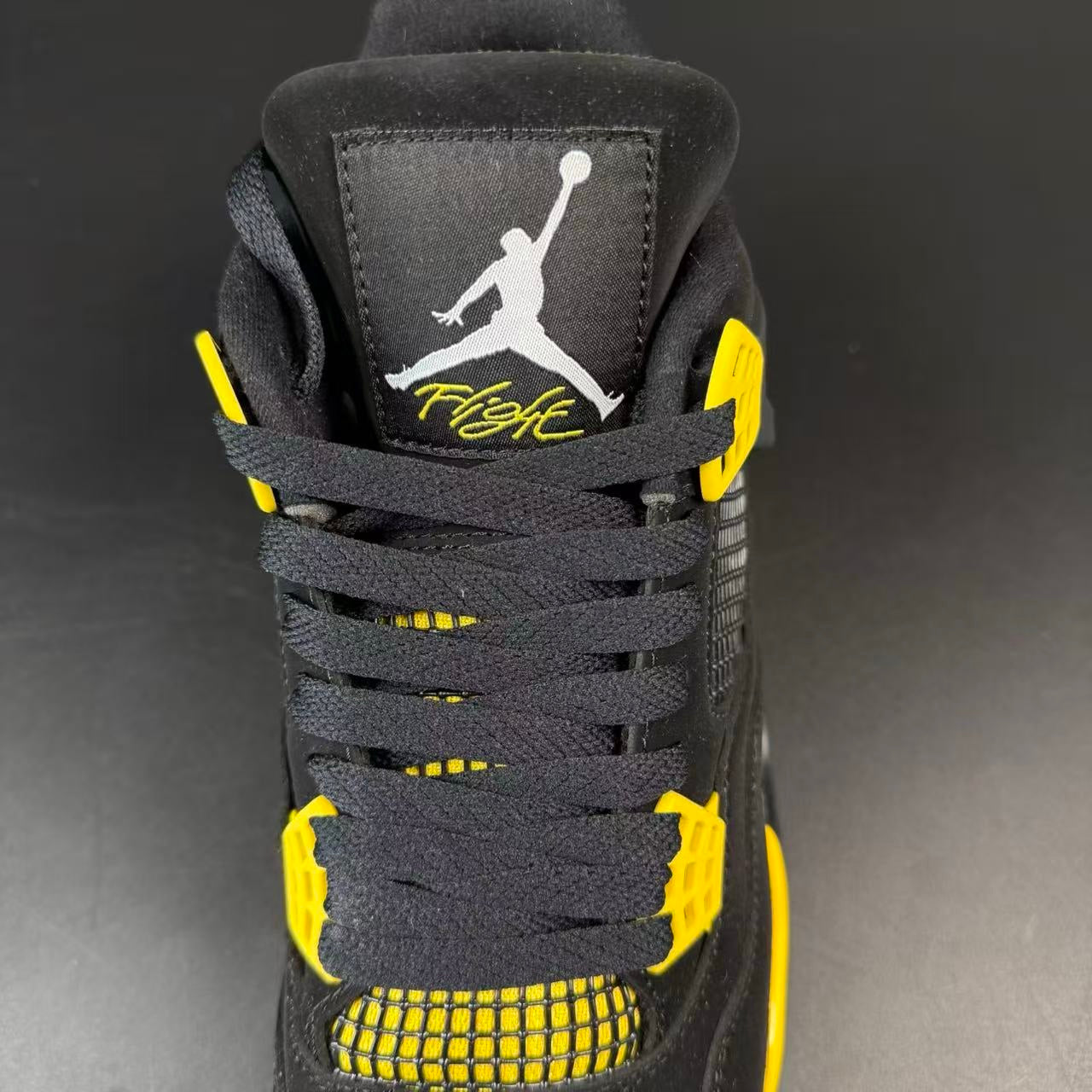 J4 RETRO THUNDER