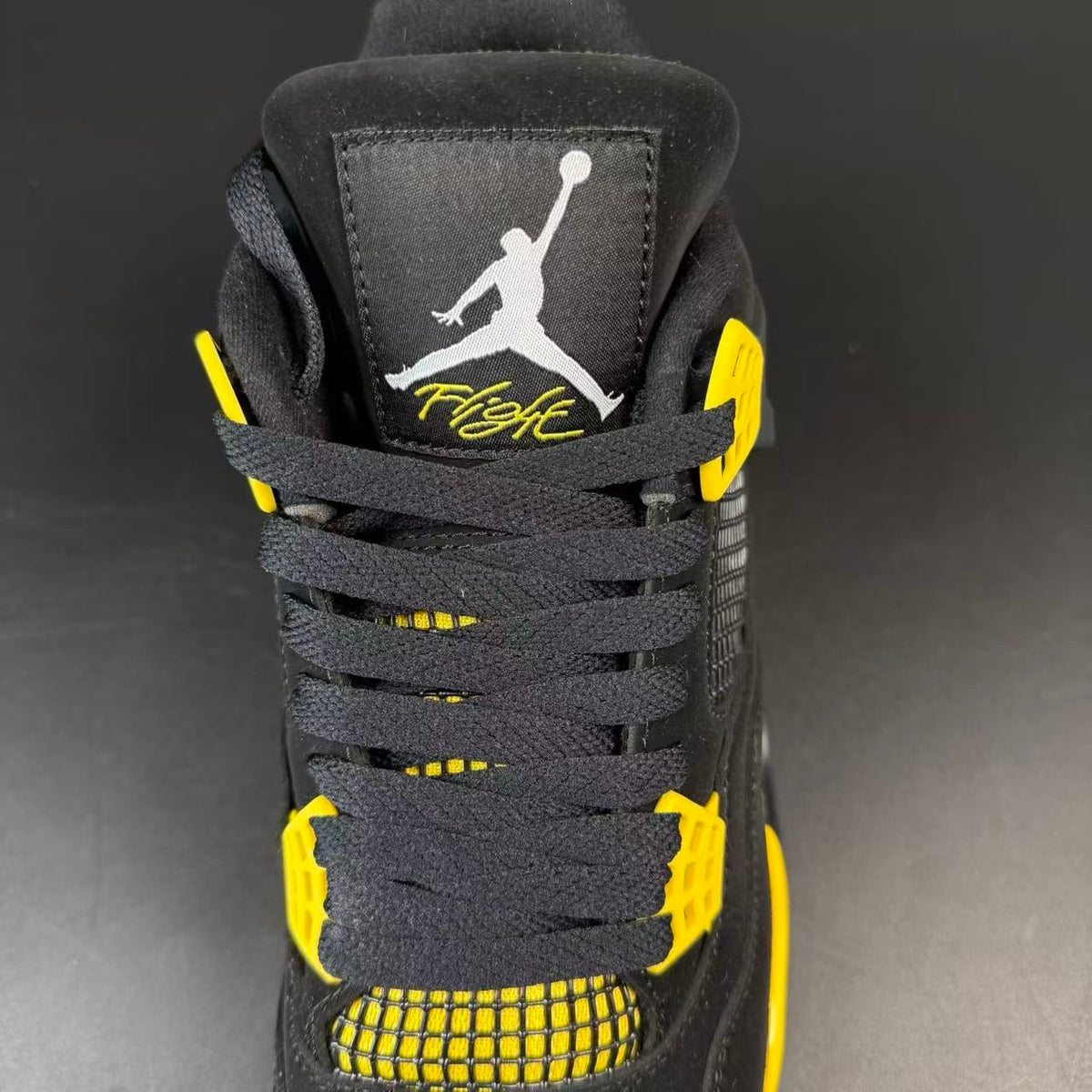 J4 RETRO THUNDER