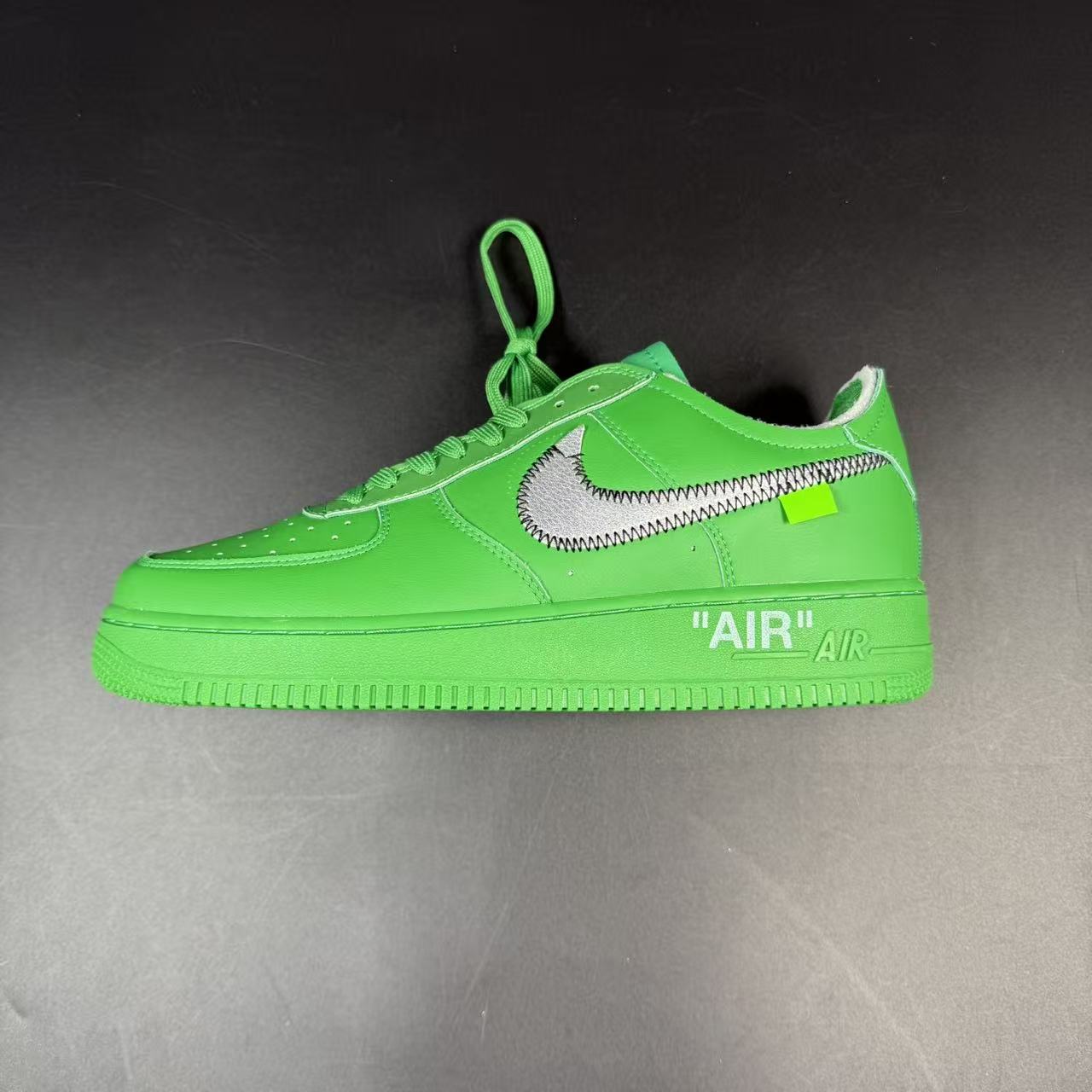 AF1 OFF-W. LIGHT GREEN SPARK