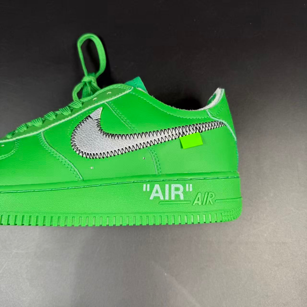 AF1 OFF-W. LIGHT GREEN SPARK
