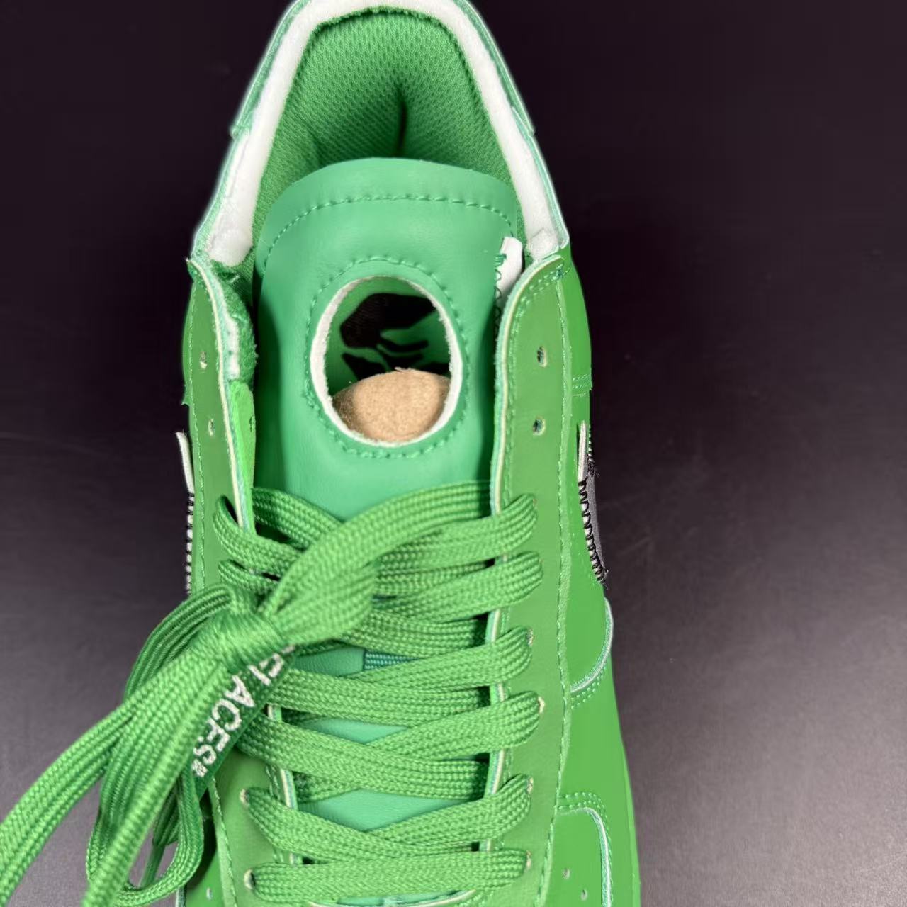 AF1 OFF-W. LIGHT GREEN SPARK