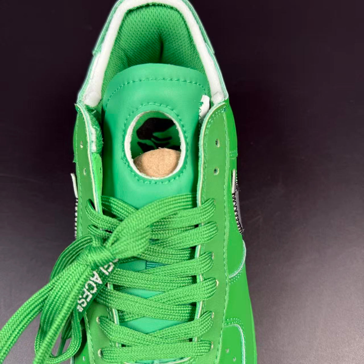 AF1 OFF-W. LIGHT GREEN SPARK
