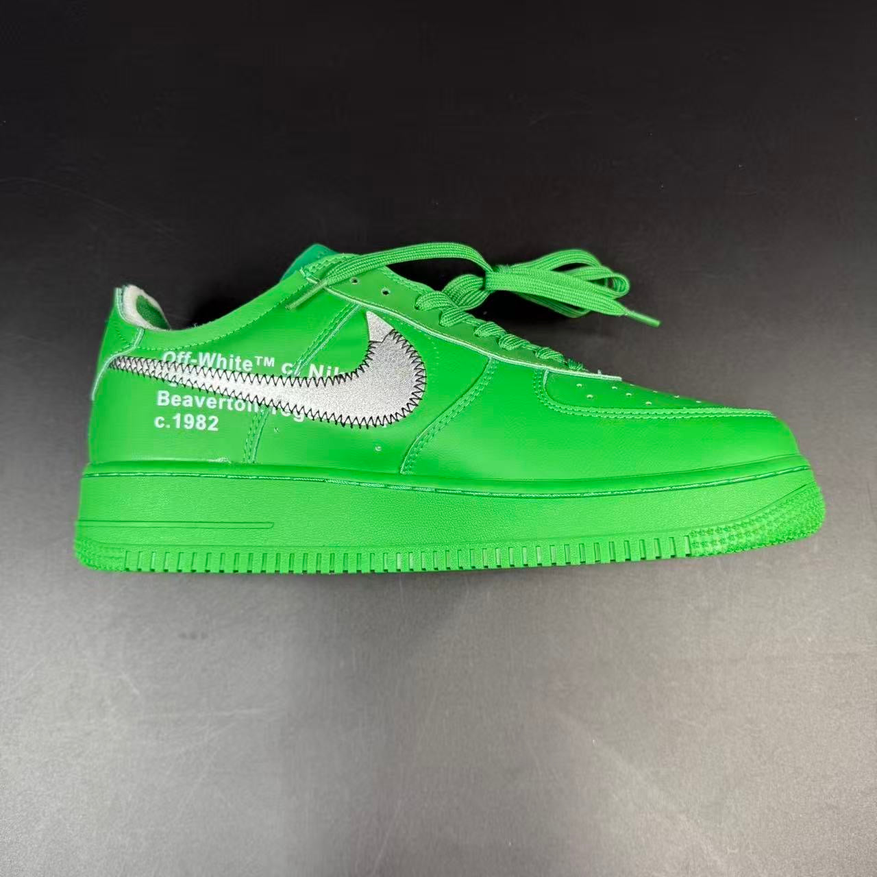 AF1 OFF-W. LIGHT GREEN SPARK