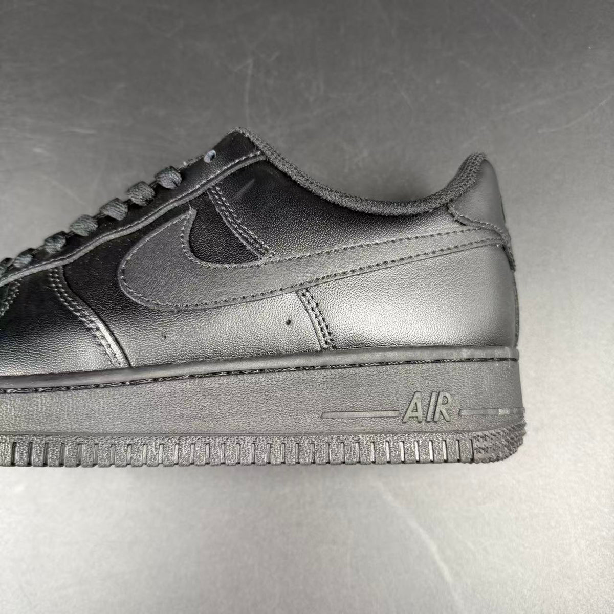 AF1 BLACK