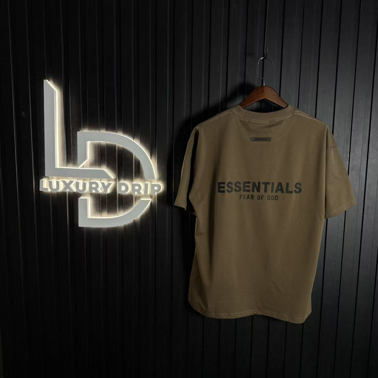 ESL – T SHIRT BROWN