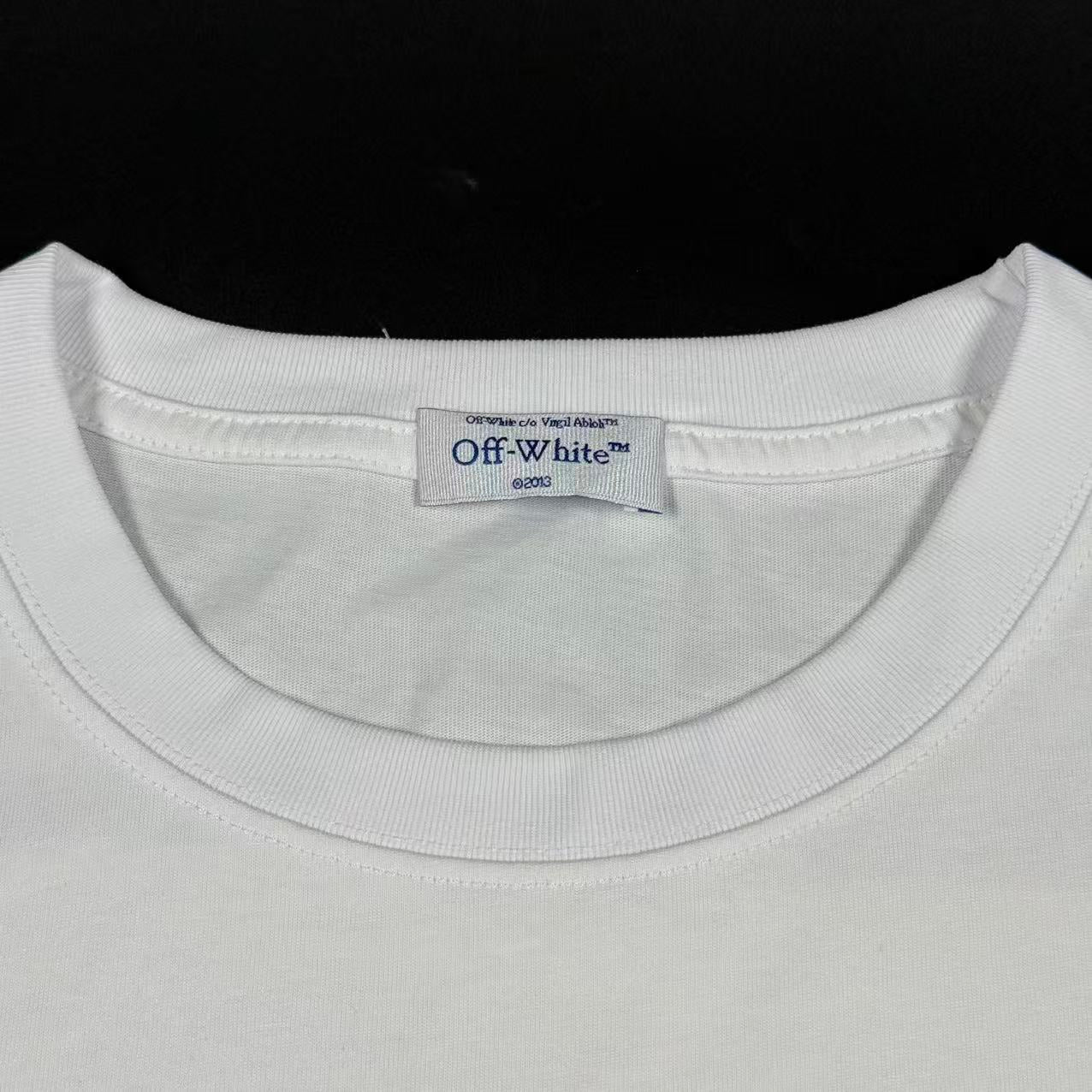 T-SHIRT OFF-W.