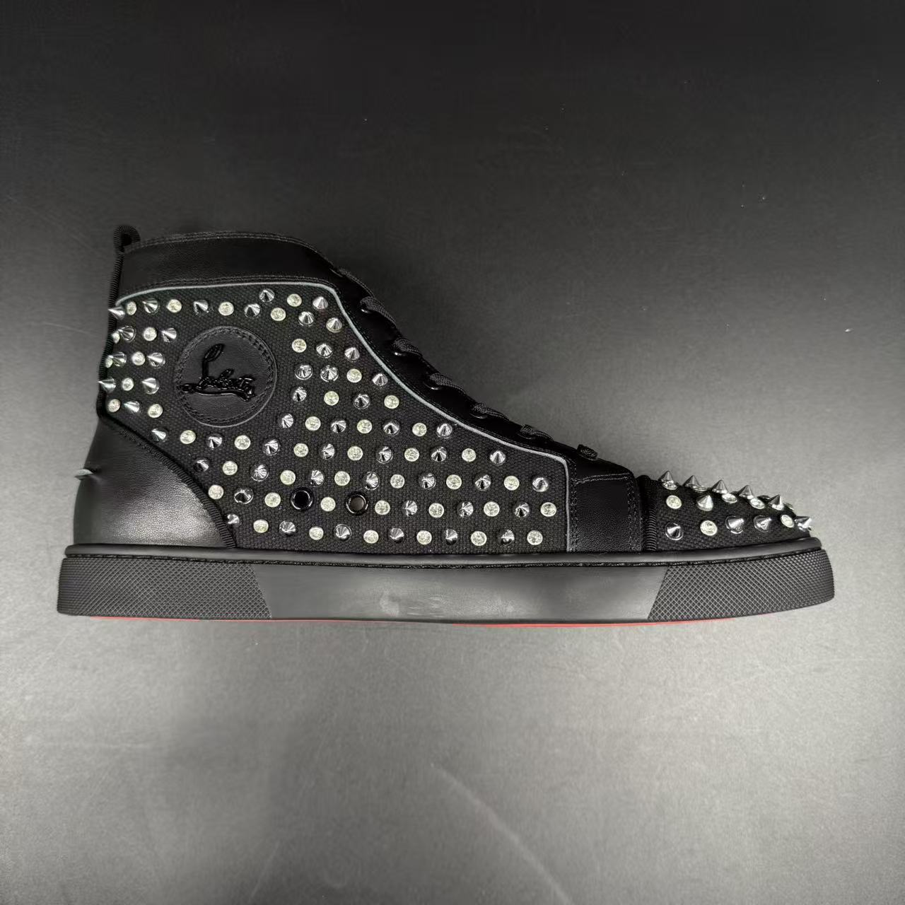 LBTN – Louis Canvas Lurex
