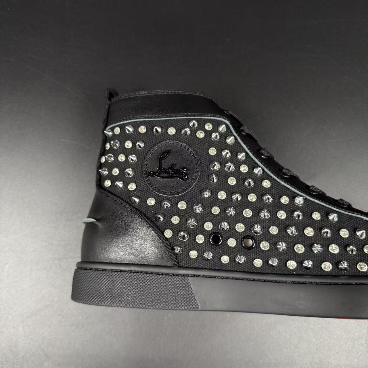 LBTN – Louis Canvas Lurex