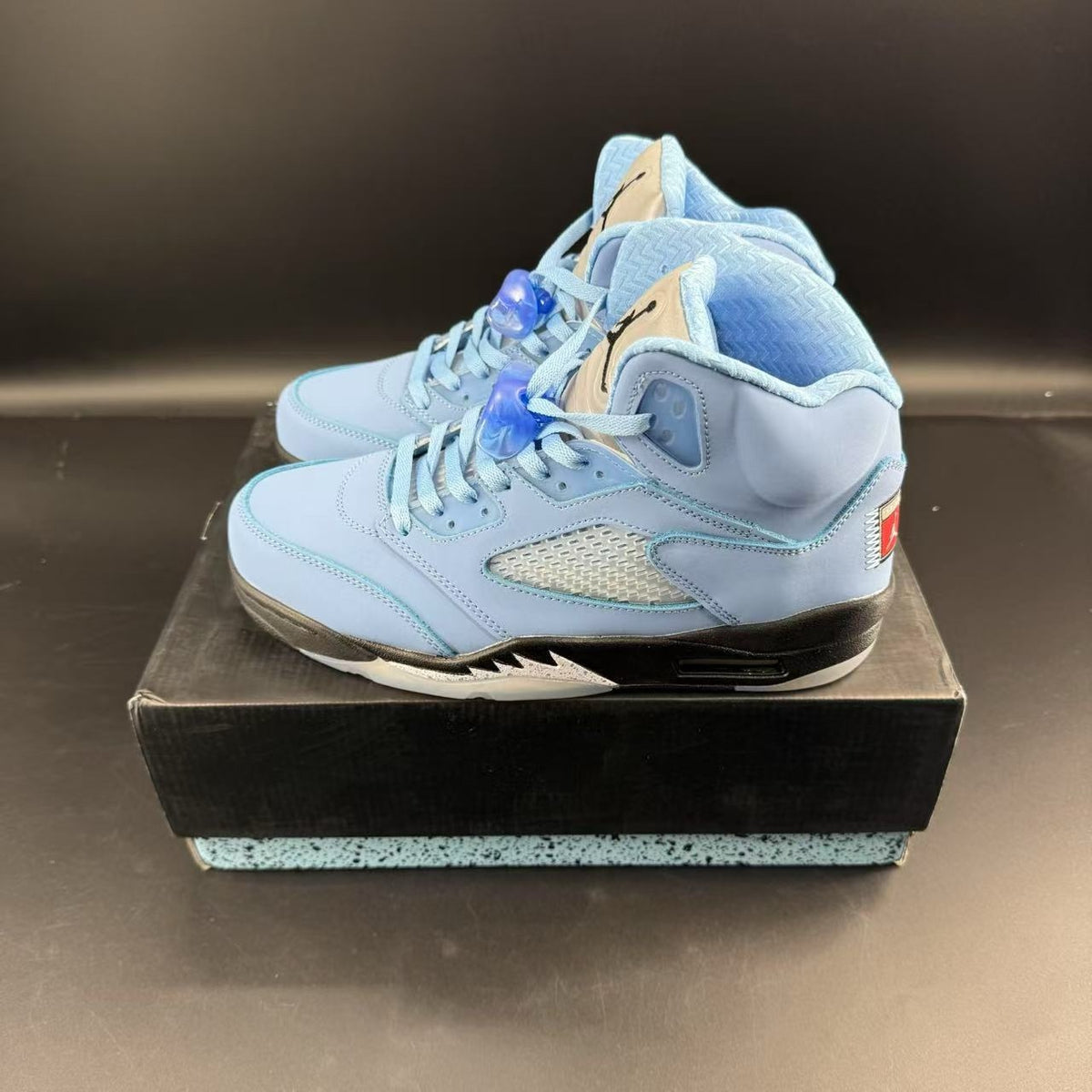 J5 RETRO UNIVERSITY BLUE