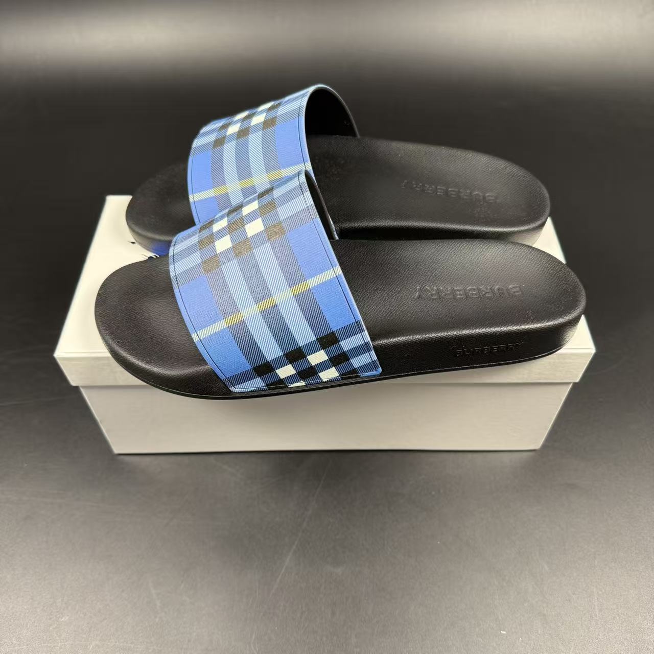 SLIPPERS