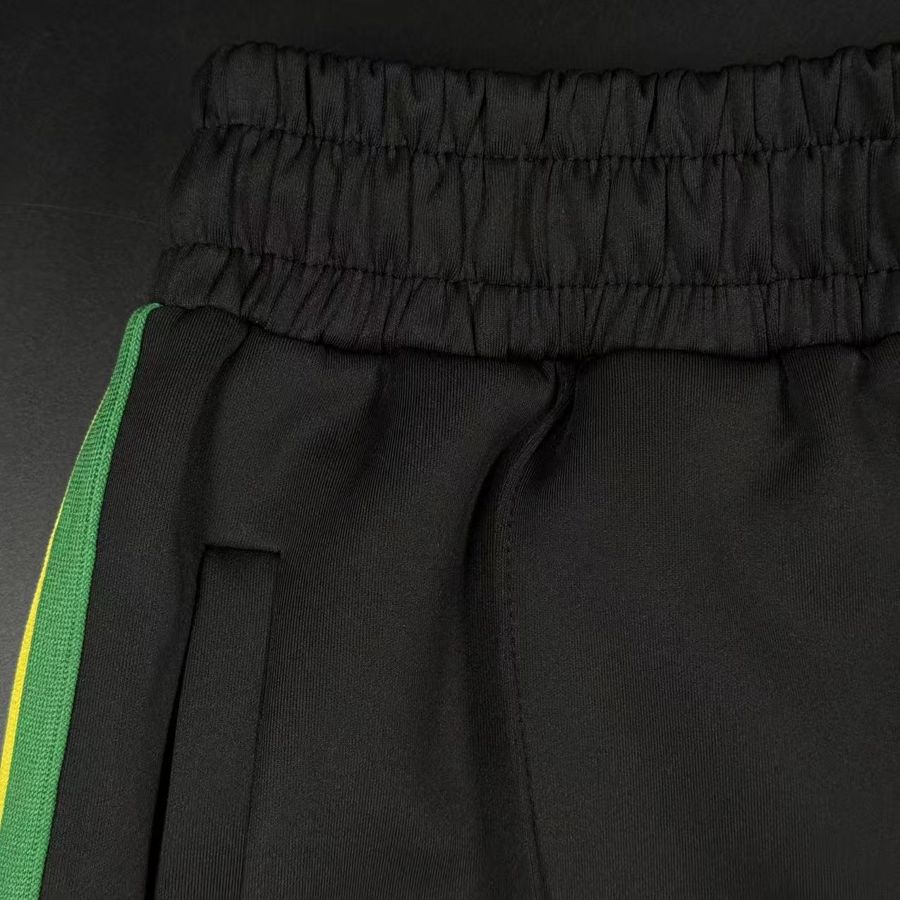 PALM – SHORTS