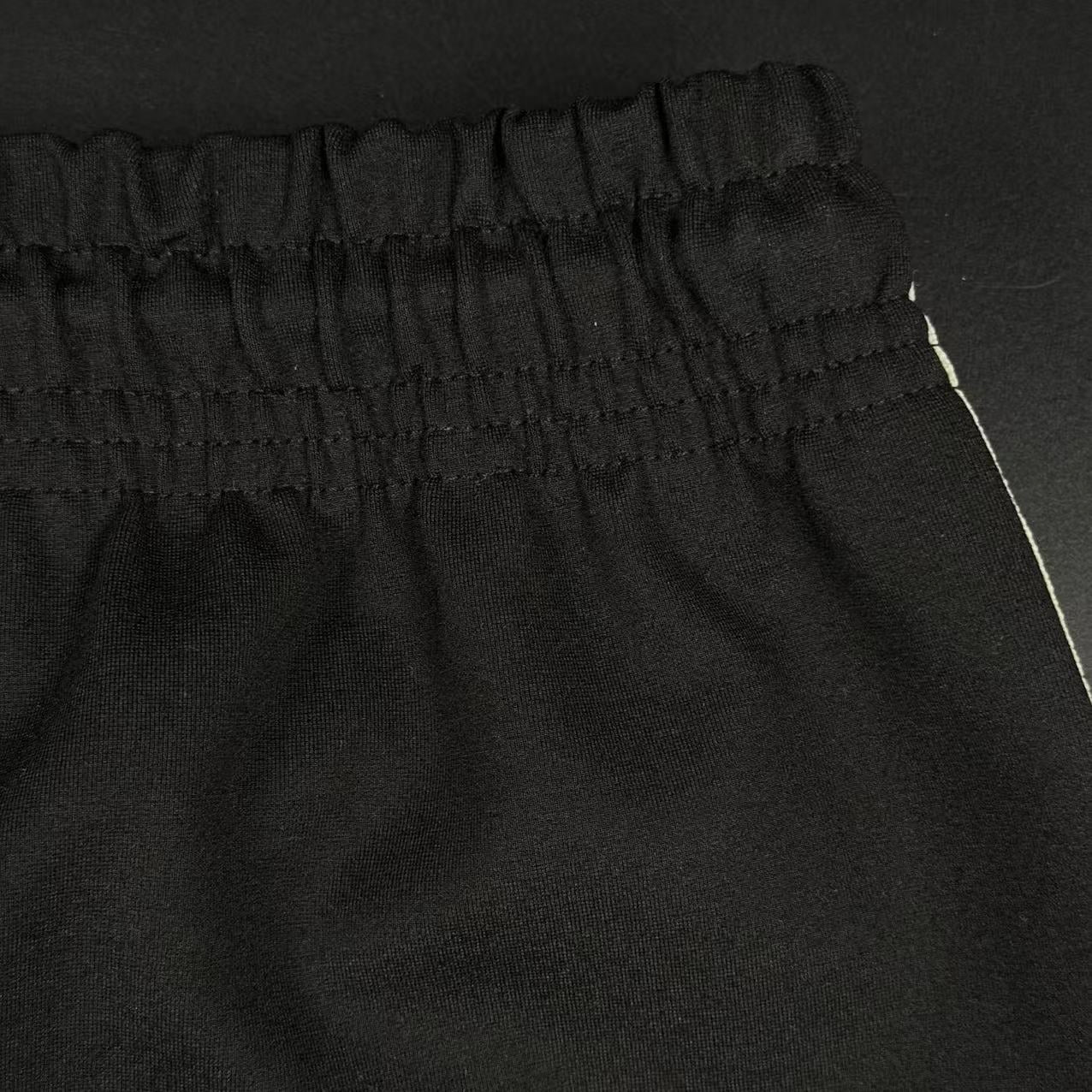 PALM – SHORTS