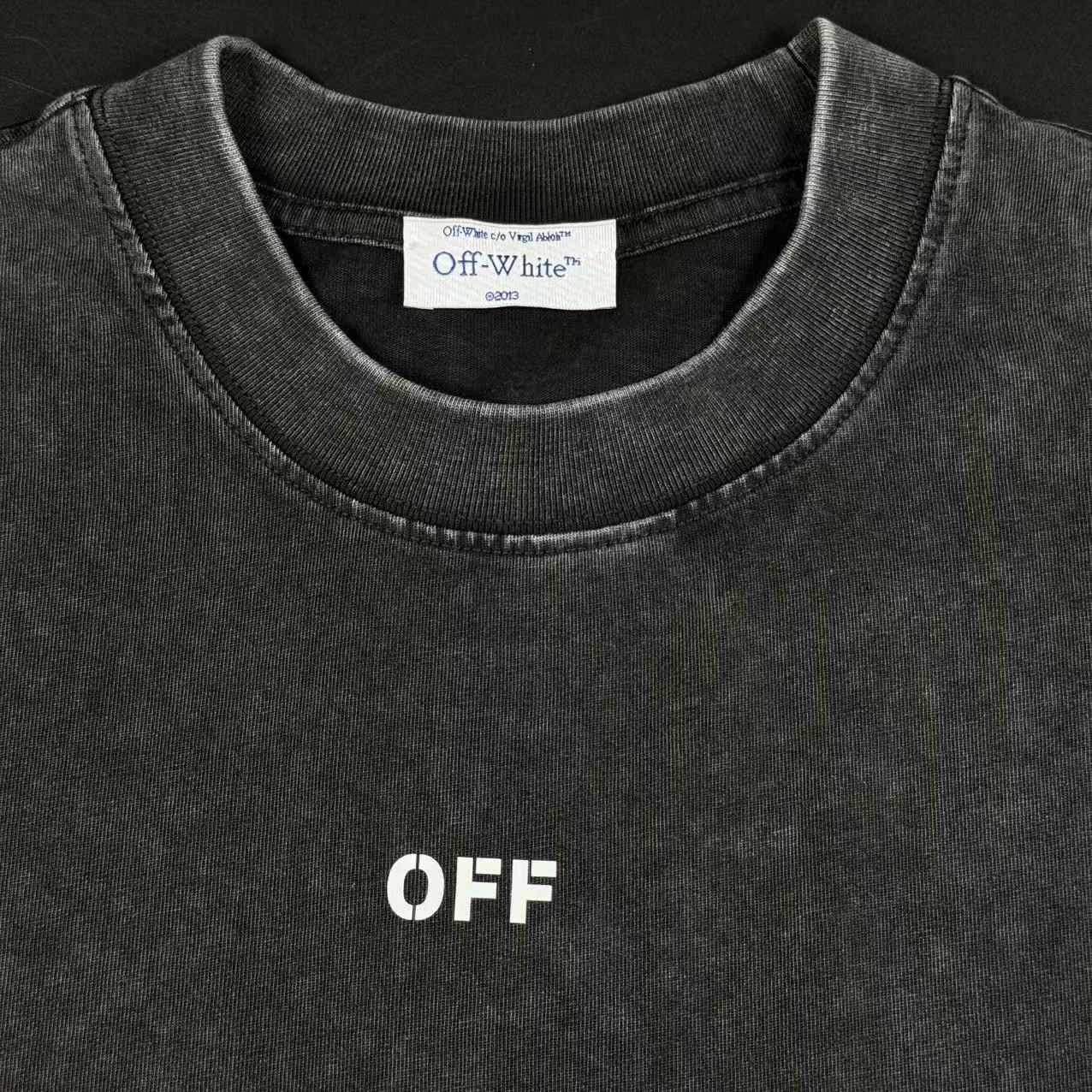 T-SHIRT OFF-W.