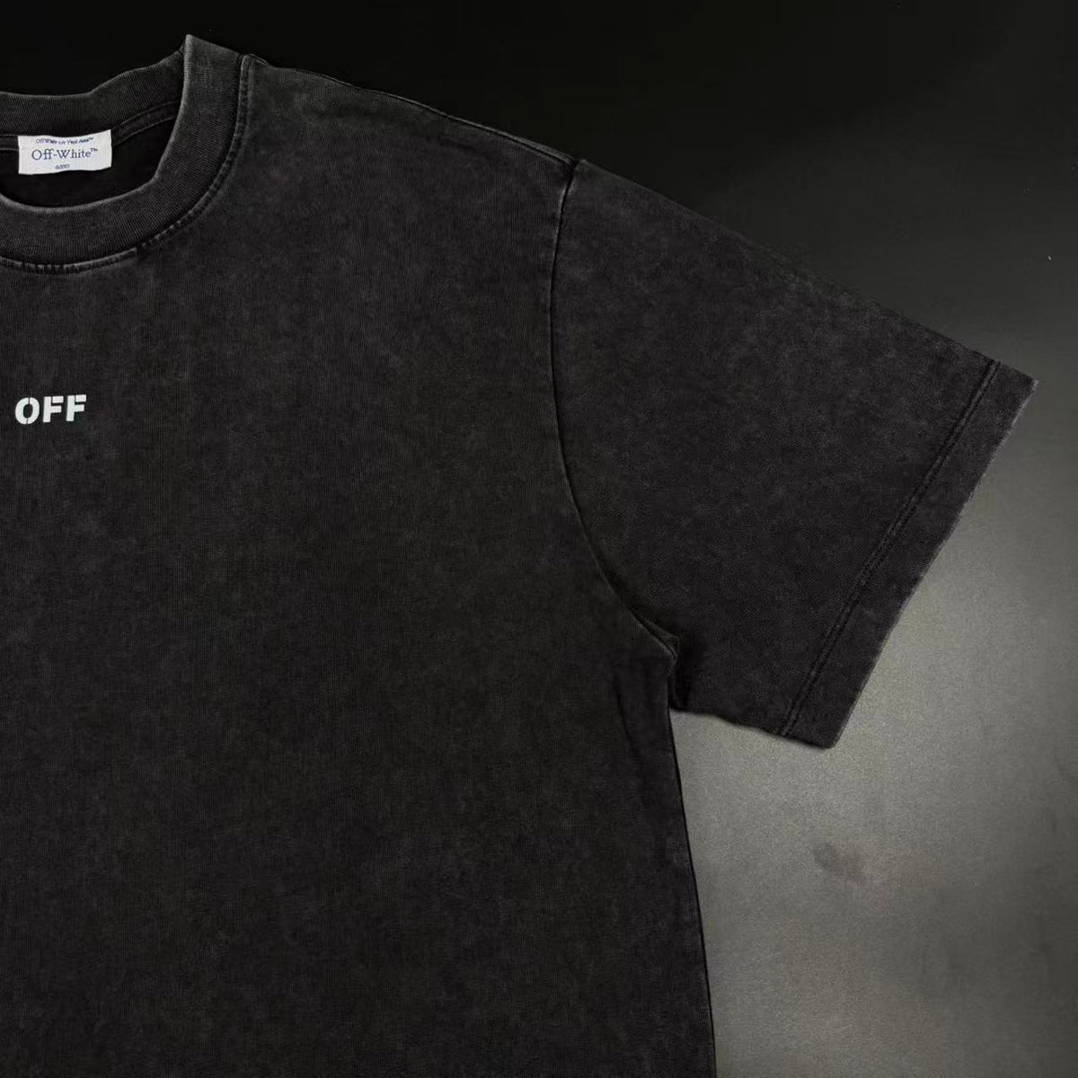 T-SHIRT OFF-W.