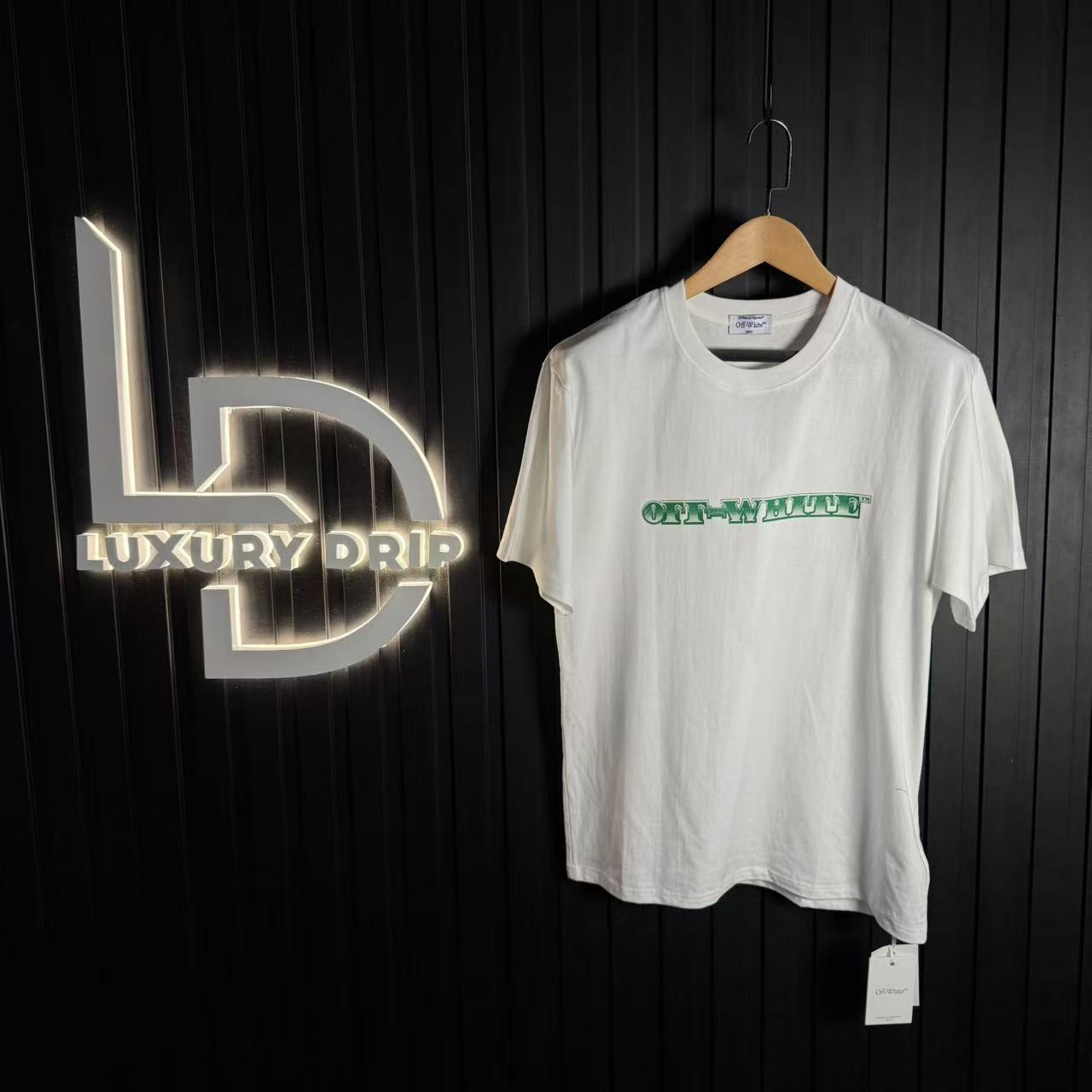 T-SHIRT OFF-W.