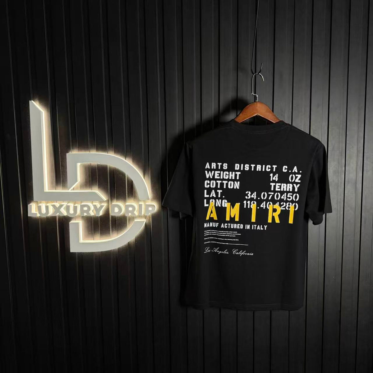 T-SHIRT