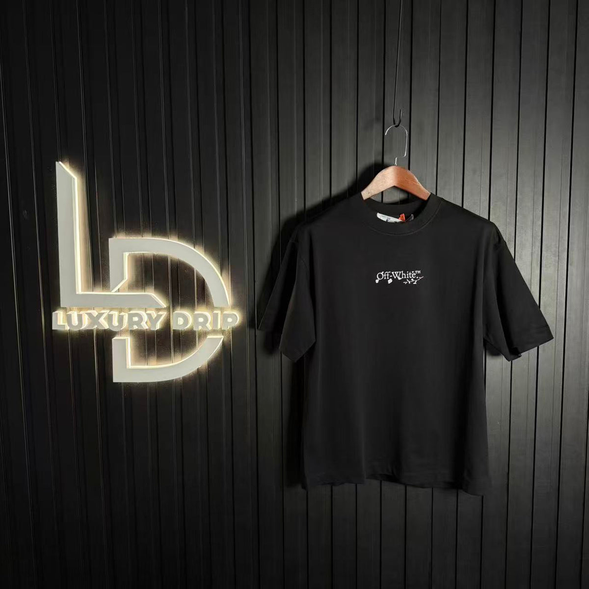 T-SHIRT OFF-W.