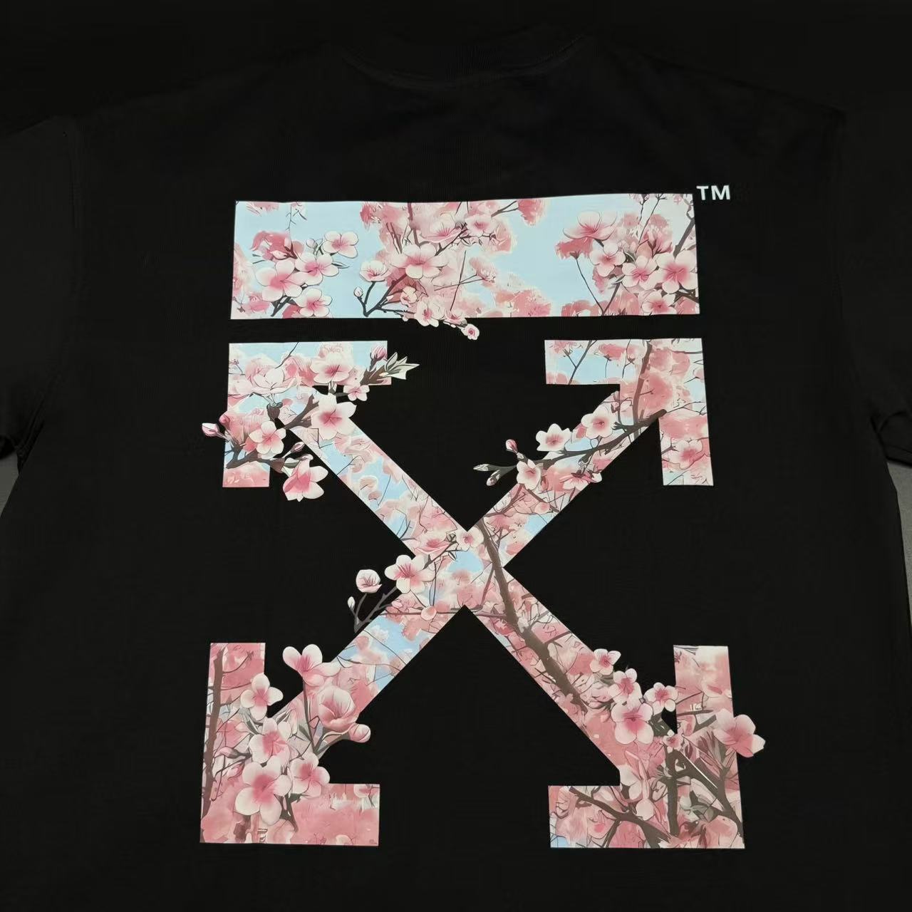 T-SHIRT OFF-W.