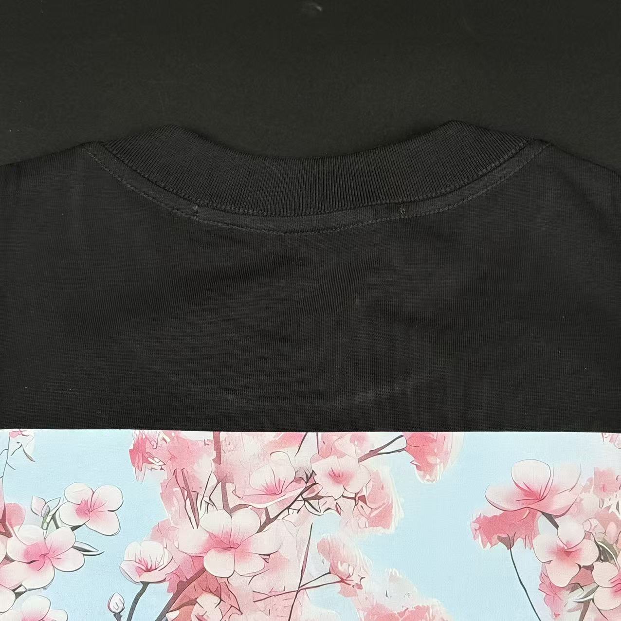 T-SHIRT OFF-W.