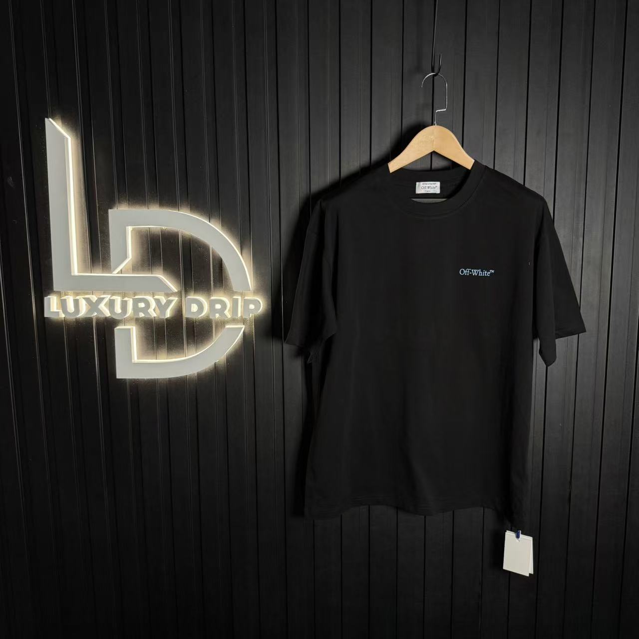 T-SHIRT OFF-W.