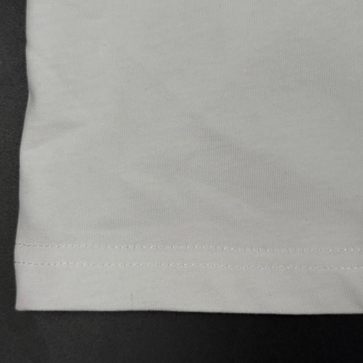 T-SHIRT OFF-W.