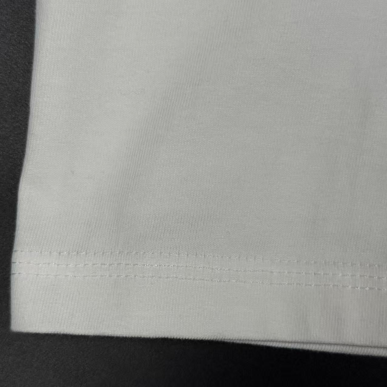 T-SHIRT OFF-W.