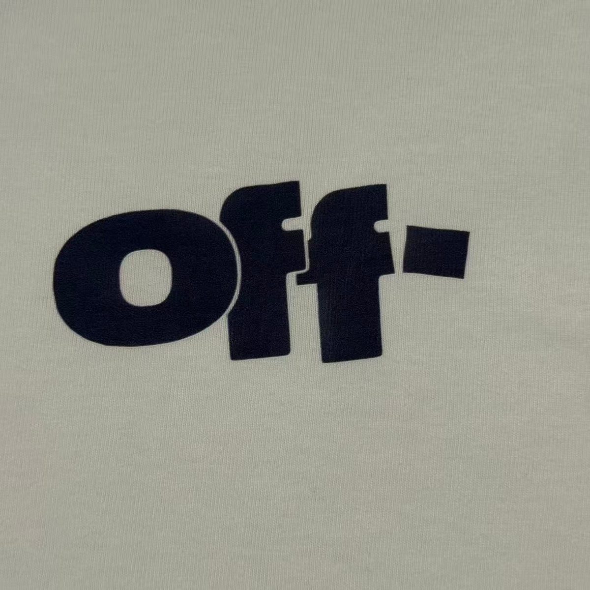 T-SHIRT OFF-W.