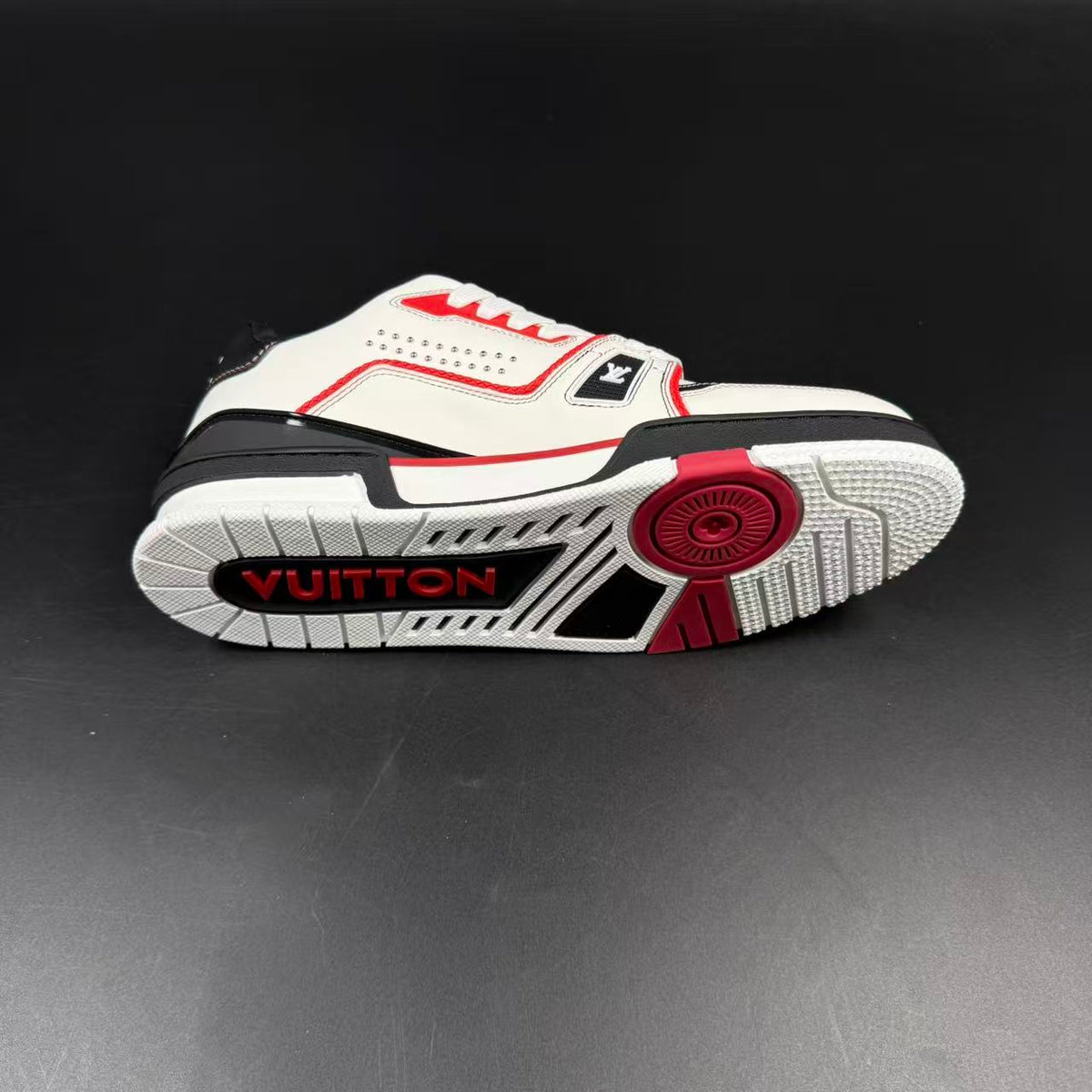 Trainer