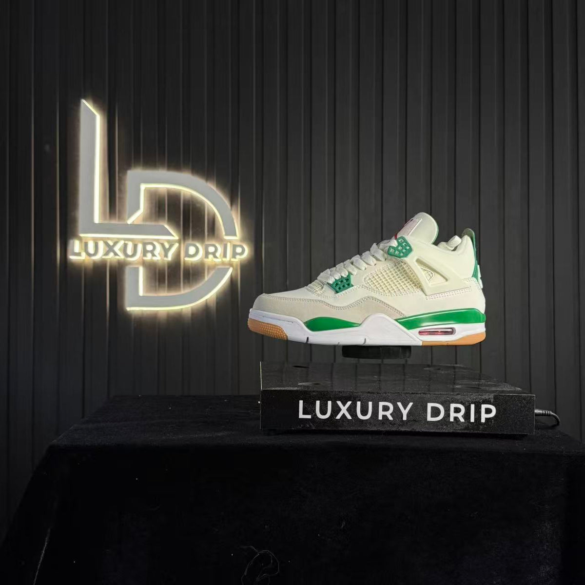 J4 RETRO PINE GREEN