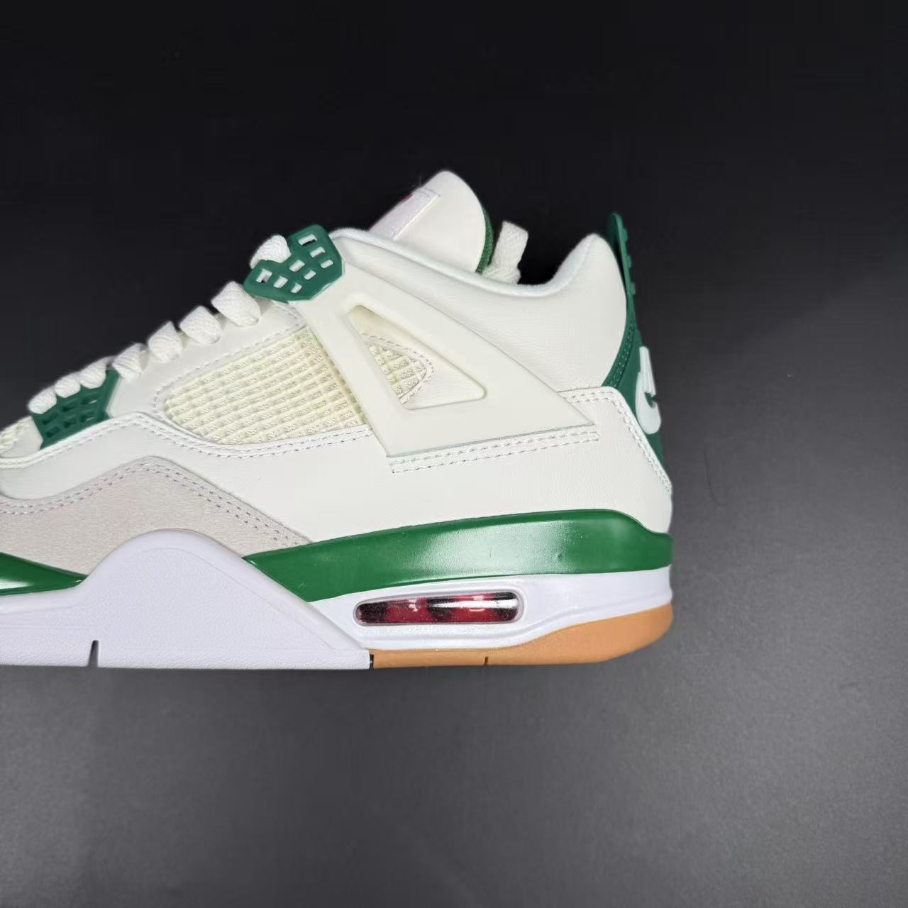 J4 RETRO PINE GREEN